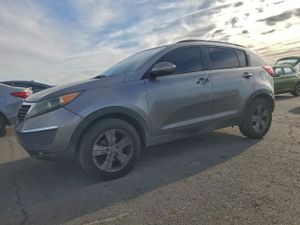 Kia Sportage LX 2.4L 4 2011