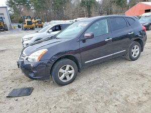 Nissan Rogue S 2.5L 4 2013