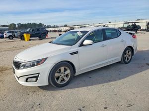 Kia Optima LX 2.4L 4 2015