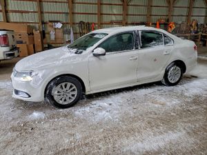 Volkswagen Jetta SE 2.0L 4 2013