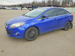 Ford Focus TITANIUM 2.0L 4 2014