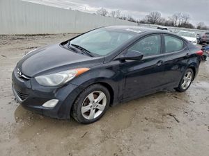 Hyundai Elantra GLS 1.8L 4 2013