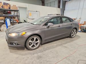 Ford Fusion SE 1.6L 4 2013