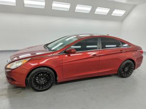 Hyundai Sonata GLS 2.4L 4 2013