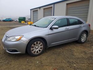 Chrysler 200 LX 2.4L 4 2014
