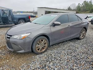 Toyota Camry LE 2.5L 4 2015