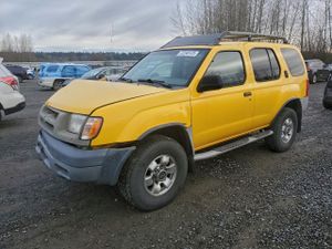 Nissan Xterra XE 3.3L 6 2000