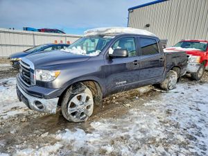 Toyota Tundra CREWMAX SR5 4.6L 8 2013