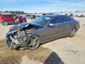 Mercedes-Benz E 350 4MATIC 3.5L 6 2011