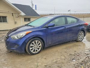 Hyundai Elantra GLS 1.8L 4 2013