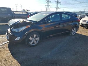 Hyundai Elantra GLS 1.8L 4 2013