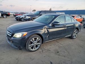 Mercedes-Benz C 300 4MATIC 2.0L 4 2015