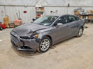 Ford Fusion SE 2.5L 4 2014
