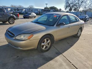 Ford Taurus SE 3.0L 6 2001