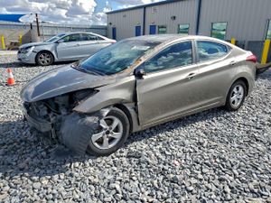 Hyundai Elantra SE 1.8L 4 2014