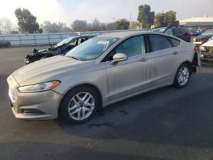 Ford Fusion SE 2.5L 4 2015