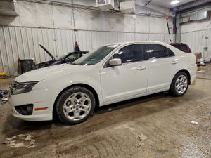 Ford Fusion SE 2.5L 4 2010