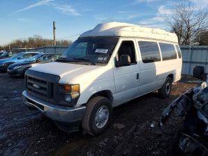 Ford Econoline E250 VAN 4.6L 8 2013