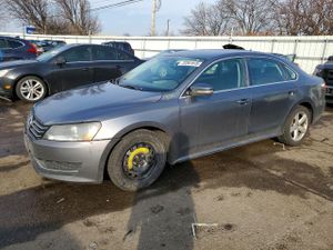 Volkswagen Passat SE 2.5L 5 2013