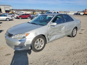 Toyota Camry LE 3.0L 6 2006