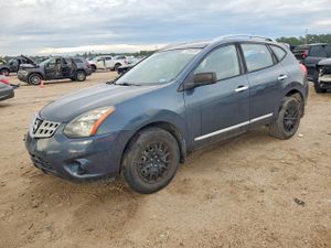 Nissan Rogue S 2.5L 4 2015