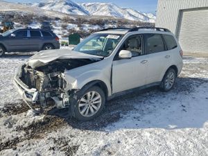 Subaru Forester 2.5X PREMIUM 2.5L 4 2011