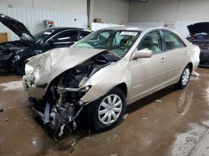 Toyota Camry LE 2.4L 4 2005