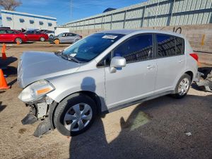 Nissan Versa S 1.8L 4 2012