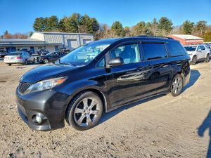 Toyota Sienna SPORT 3.5L 6 2011