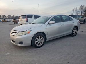 Toyota Camry BASE 2.5L 4 2011