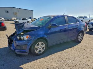 Chevrolet Aveo (Sonic) LS 1.8L 4 2013