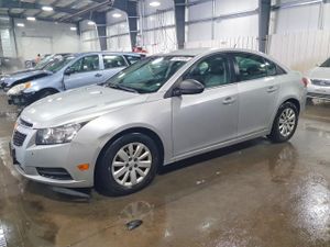 Chevrolet Cruze LS 1.8L 4 2011