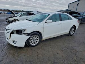 Toyota Camry BASE 2.5L 4 2010