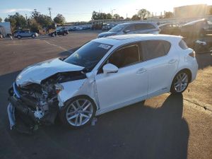 Lexus CT 200 1.8L 4 2014