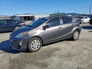Toyota Prius 1.5L 4 2015