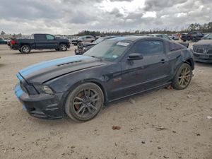 Ford Mustang GT 5.0L 8 2014