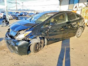Toyota Prius 1.8L 4 2012