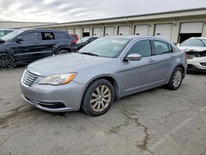 Chrysler 200 TOURING 2.4L 4 2014