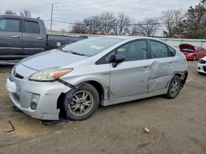 Toyota Prius 1.8L 4 2011