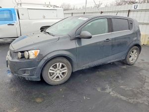 Chevrolet Aveo (Sonic) LT 1.8L 4 2014