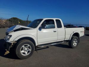 Toyota Tacoma XTRACAB PRERUNNER 3.4L 6 2004