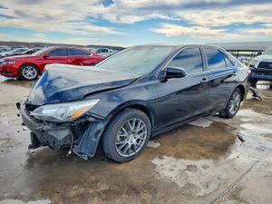 Toyota Camry LE 2.5L 4 2015