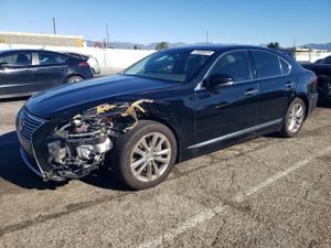 Lexus LS 460 4.6L 8 2013