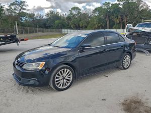Volkswagen Jetta SEL 1.8L 4 2014