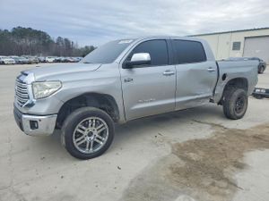 Toyota Tundra CREWMAX LIMITED 5.7L 8 2015