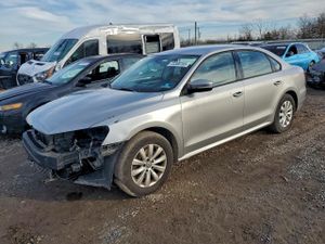 Volkswagen Passat S 2.5L 5 2012