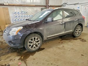 Nissan Rogue S 2.5L 4 2013