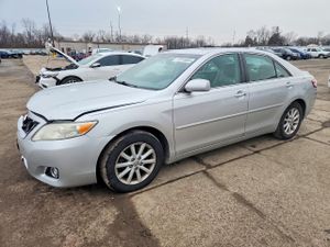 Toyota Camry BASE 2.5L 4 2010