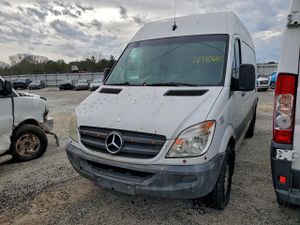 Mercedes-Benz Sprinter 2500 3.0L 6 2012