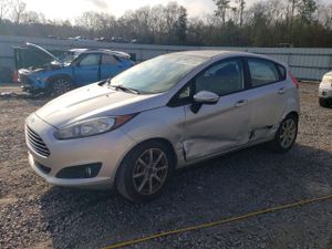 Ford Fiesta SE 1.6L 4 2015
